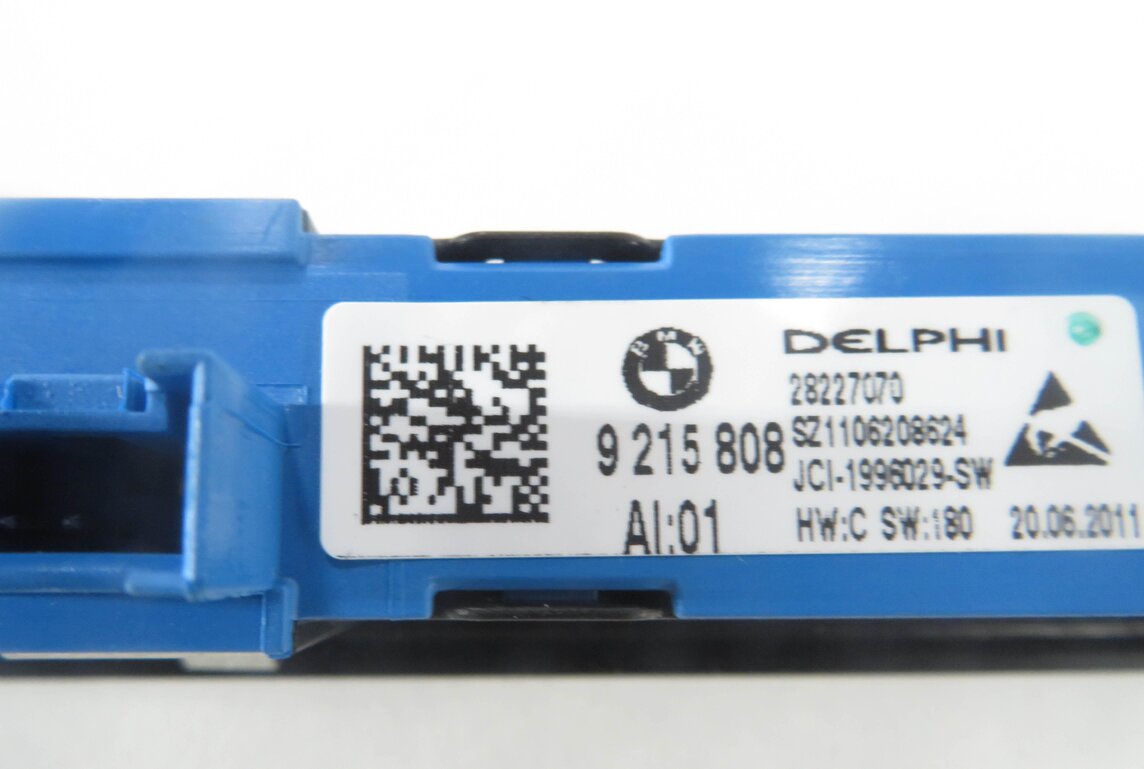 Thumbnail 9: 2011 BMW 535i (F10) LEFT FRONT DRIVER POWER SEAT ADJUSTMENT SWITCH w/ MEMORY