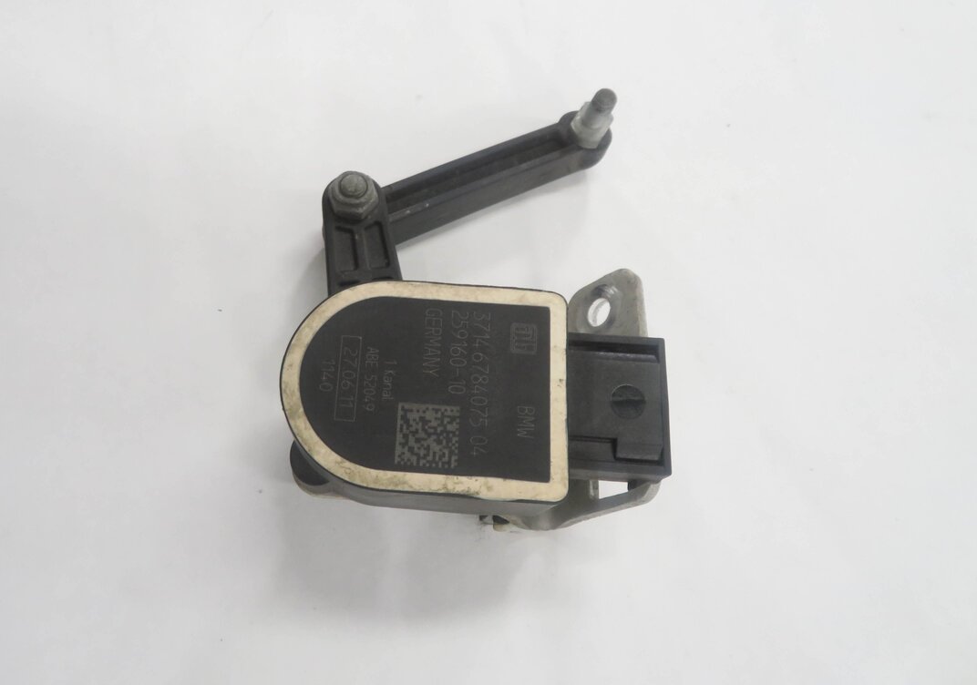 Thumbnail 4: 2011 BMW 535i (F10) LEFT DRIVER REAR SUSPENSION HEIGHT LEVEL SENSOR