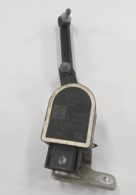 Thumbnail 5: 2011 BMW 535i (F10) LEFT DRIVER REAR SUSPENSION HEIGHT LEVEL SENSOR