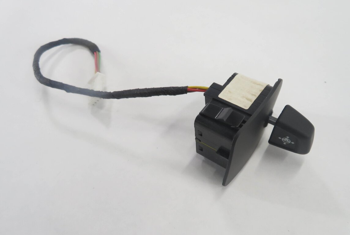 2011 BMW 535i (F10) STEERING ADJUSTMENT SWITCH