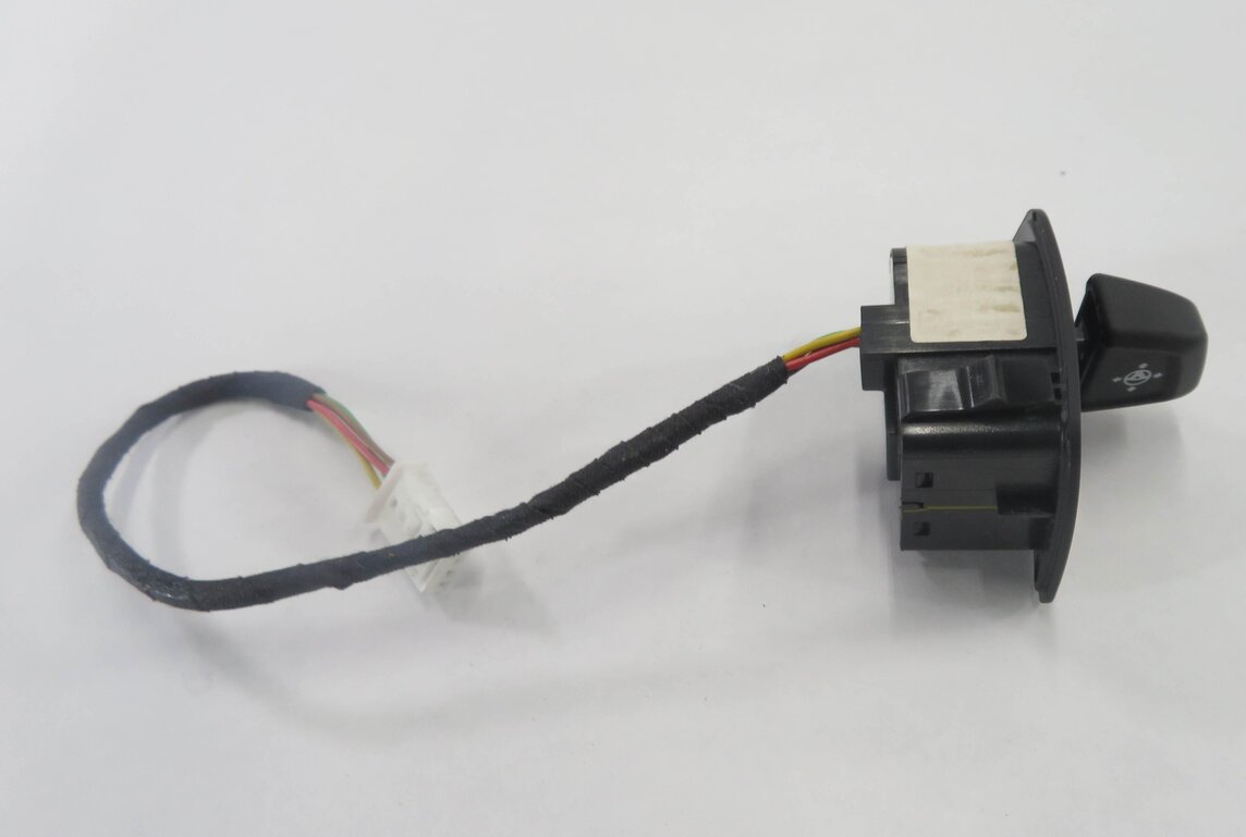 Thumbnail 2: 2011 BMW 535i (F10) STEERING ADJUSTMENT SWITCH