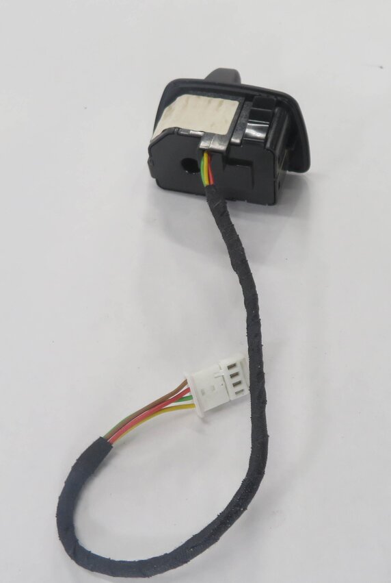 Thumbnail 4: 2011 BMW 535i (F10) STEERING ADJUSTMENT SWITCH