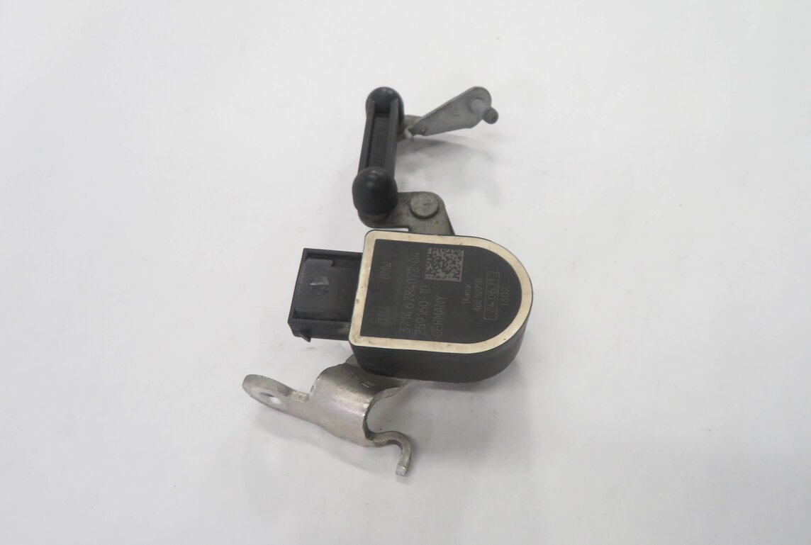 Thumbnail 4: 2011 BMW 535i (F10) LEFT FRONT DRIVER SUSPENSION HEIGHT LEVEL SENSOR