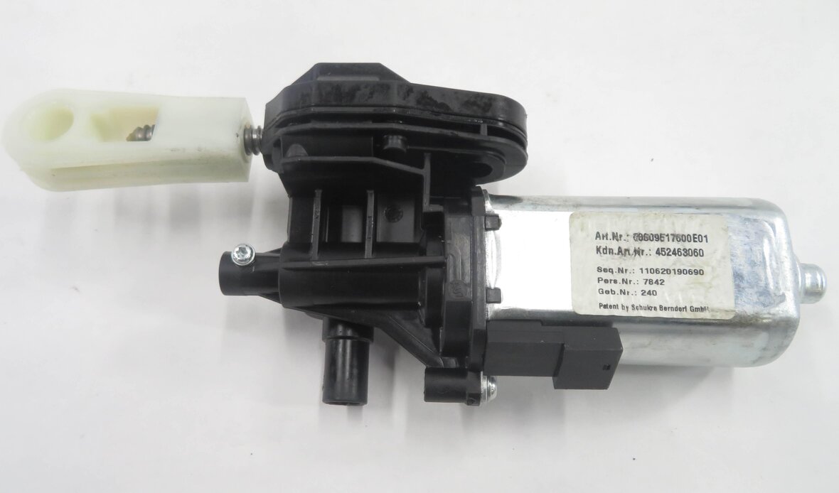 Thumbnail 13: 2011 BMW 535i (F10) RIGHT FRONT PASSENGER POWER SEAT ADJUSTMENT MOTOR SET-6