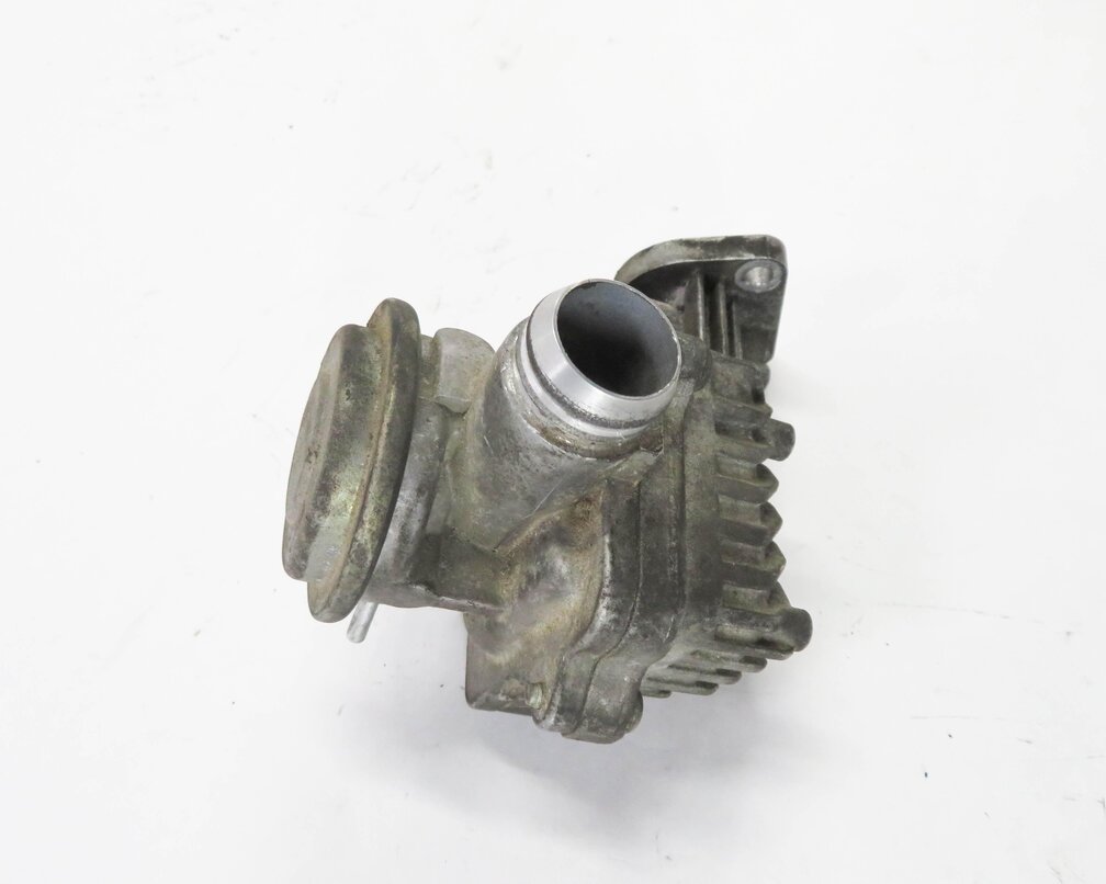 Thumbnail 3: 2006 MERCEDES R350 (W251) 3.5L M272 V6 - SECONDARY AIR INJECTION CHECK VALVE