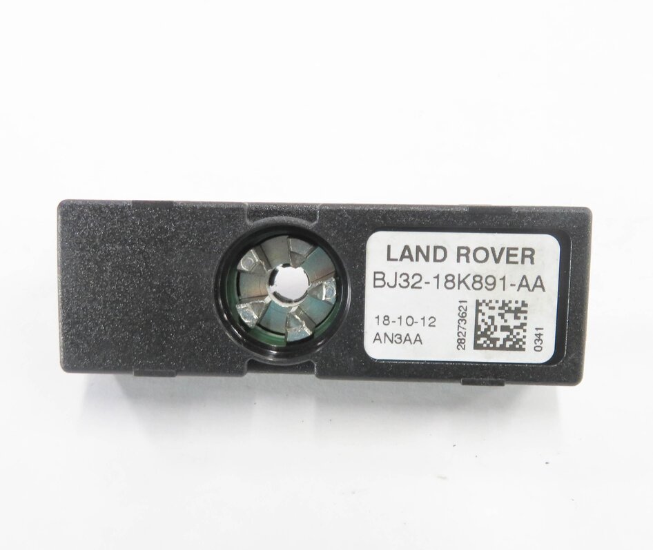 Thumbnail 5: 2013 RANGE ROVER EVOQUE (L538) AERIAL ANTENNA AMP AMPLIFIER ISOLATOR MODULE