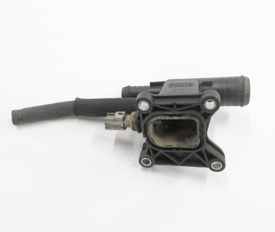 Thumbnail 6: 2013 RANGE ROVER EVOQUE (L538) 2.0L TURBO ENGINE WATER OUTLET THERMOSTAT HOUSING