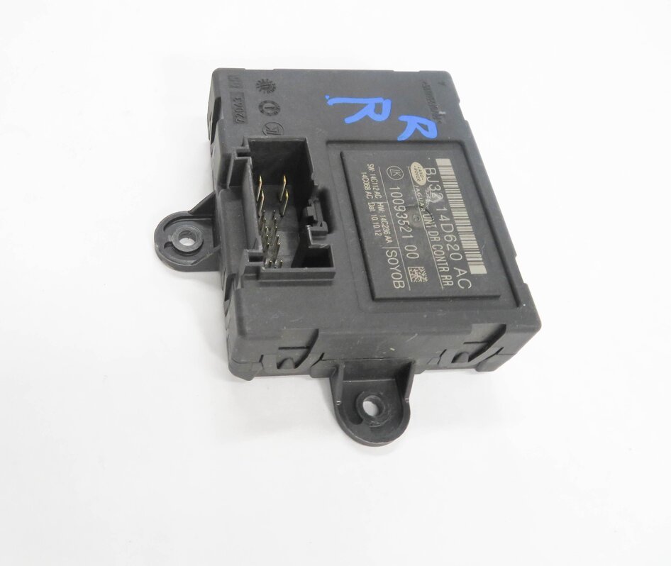 Thumbnail 3: 2013 RANGE ROVER EVOQUE (L538) RIGHT REAR DOOR CONTROL MODULE