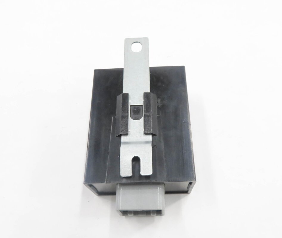 Thumbnail 6: 2013 RANGE ROVER EVOQUE (L538) WINDSHILED WIPER RELAY MODULE