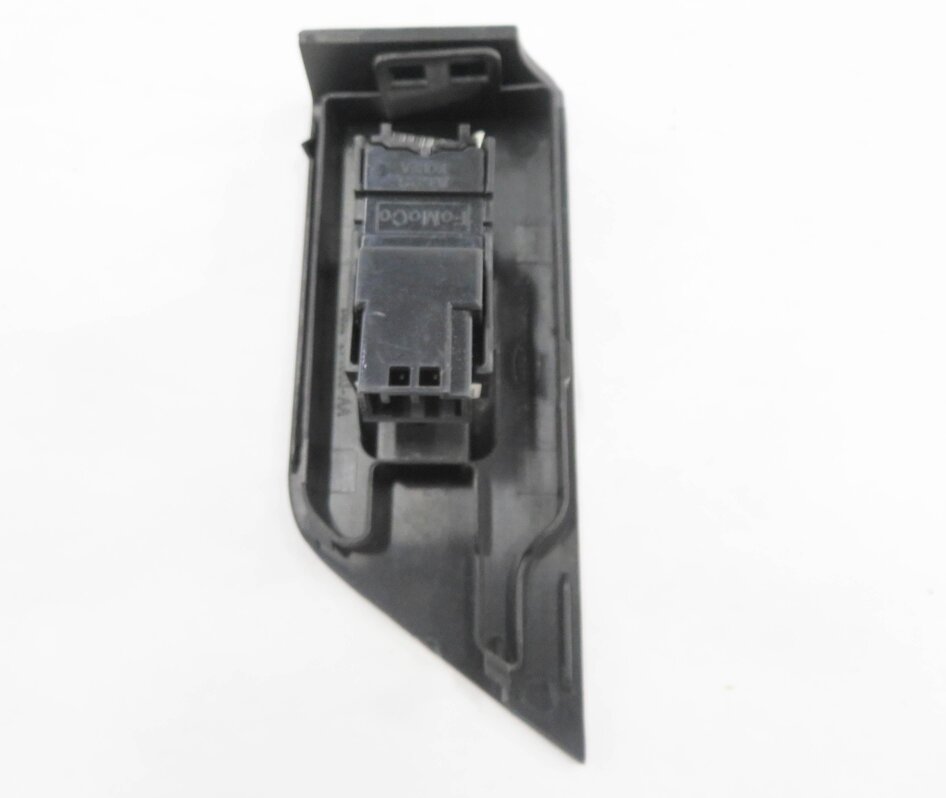 Thumbnail 6: 2013 RANGE ROVER EVOQUE (L538) LEFT REAR DOOR POWER WINDOW SWITCH BUTTON