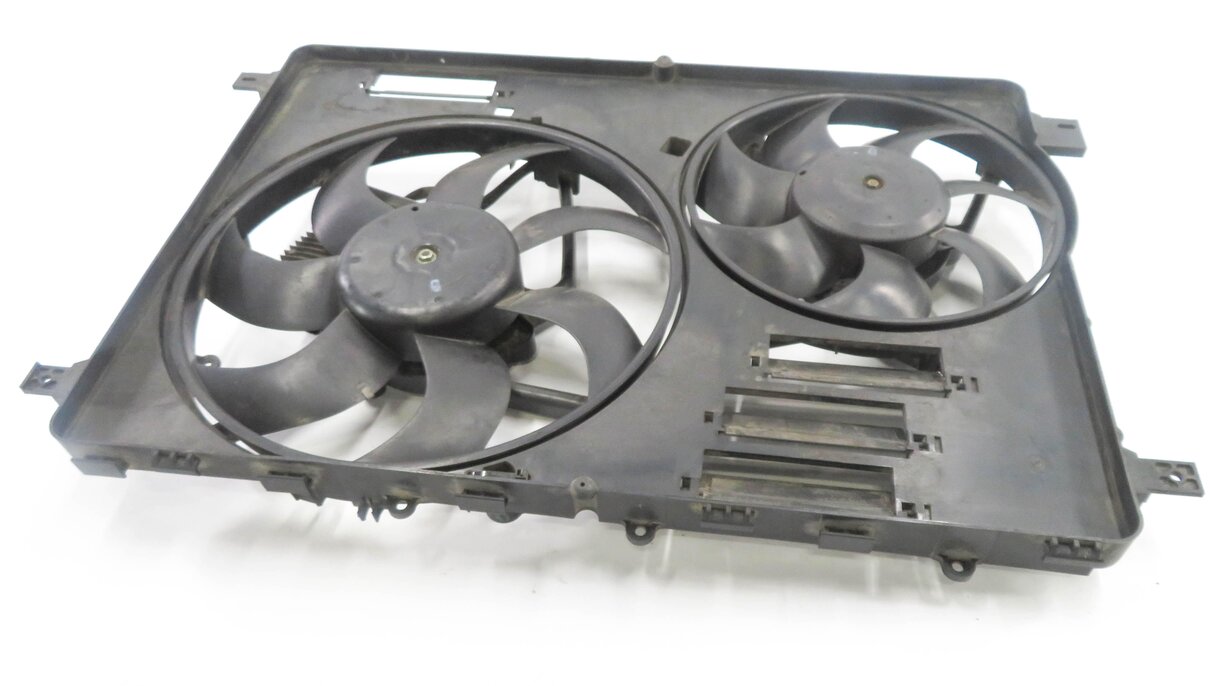 Thumbnail 2: 12-17 LAND ROVER DISCOVERY LR2 / RANGE ROVER EVOQUE (L538) RADIATOR COOLING FAN