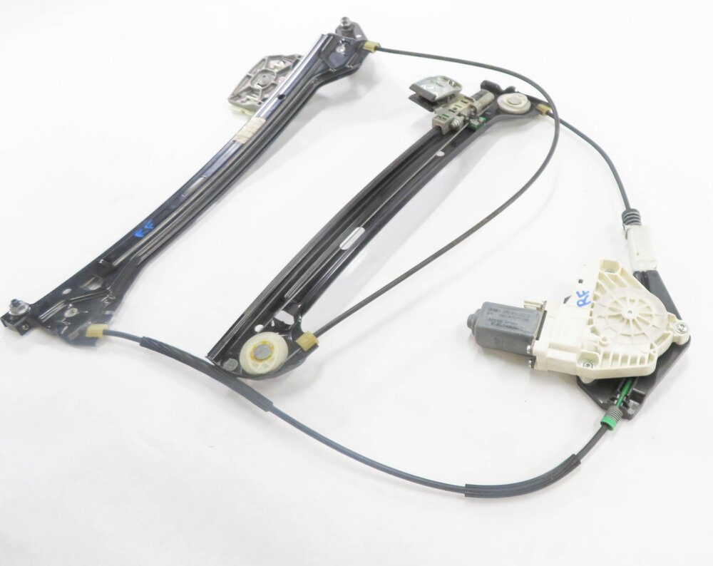 2013 AUDI S5 (B8 8T) RIGHT FRONT WINDOW REGULATOR w/ MOTOR