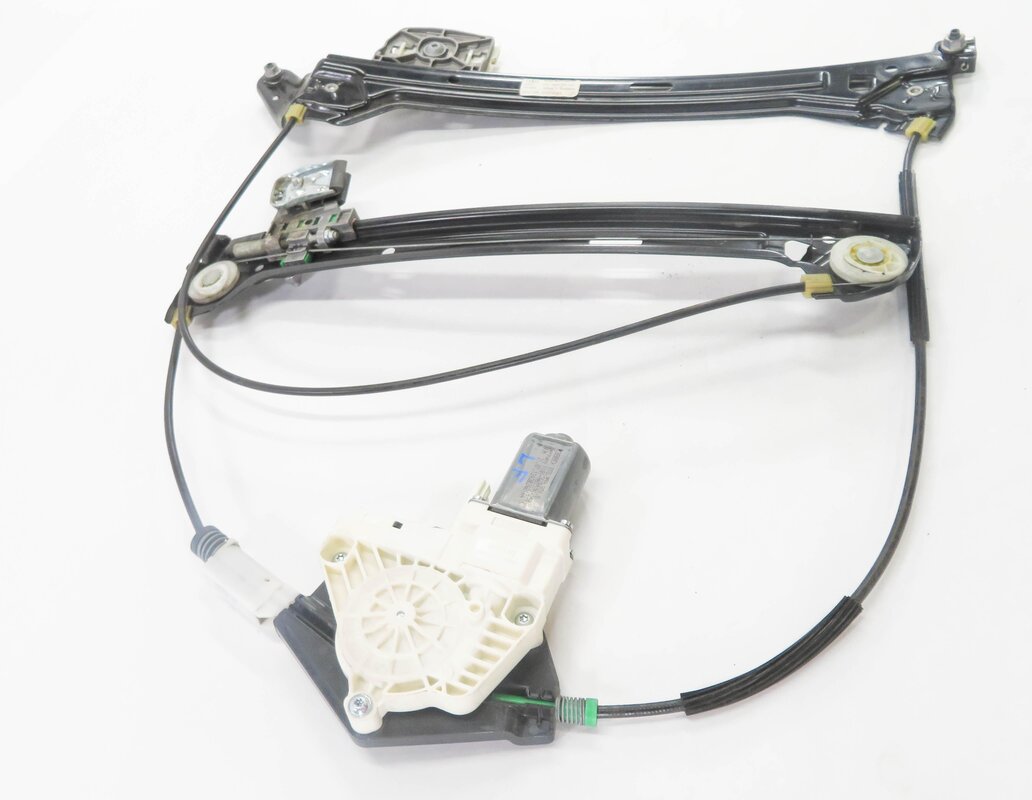 Thumbnail 4: 2013 AUDI S5 (B8 8T) LEFT FRONT DRIVER WINDOW REGULATOR w/ MOTOR
