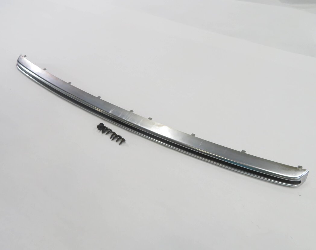 2013 AUDI S5 (B8 8T) REAR BUMPER TRIM STRIP (SILVER)