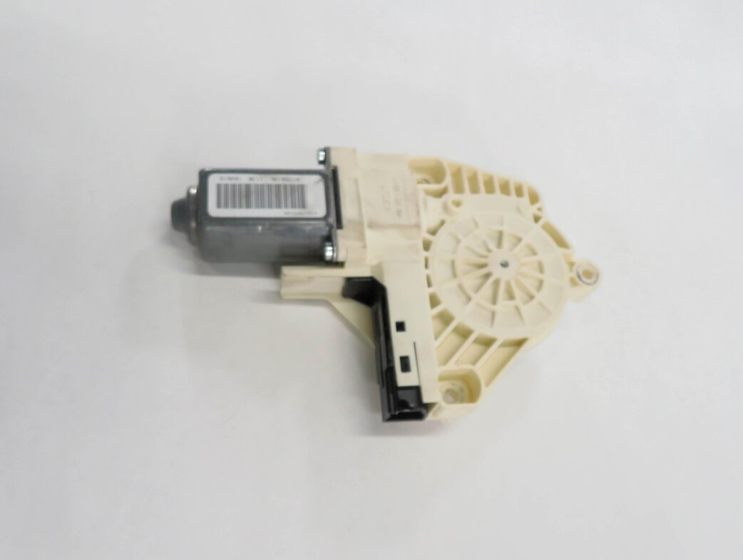 Thumbnail 3: 10-16 LAND ROVER LR4 / RANGE ROVER SPORT (L320) LEFT FRONT DRIVER WINDOW MOTOR