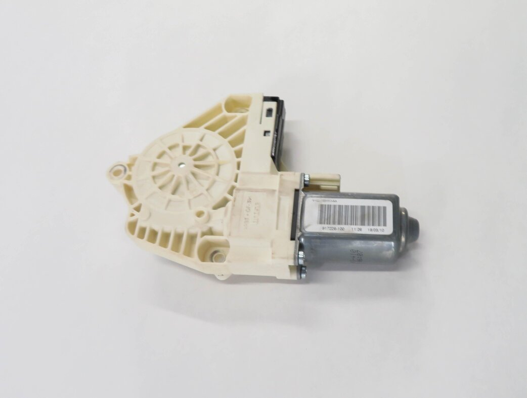Thumbnail 4: 10-16 LAND ROVER LR4 / RANGE ROVER SPORT (L320) LEFT FRONT DRIVER WINDOW MOTOR
