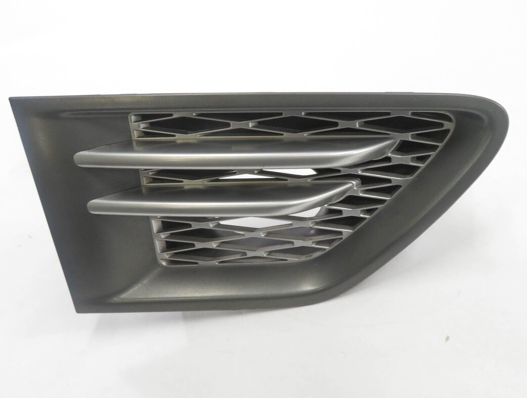 Thumbnail 2: 2010 RANGE ROVER SPORT (L320) SUPERCHARGED - RIGHT PASSENGER FENDER GRILLE TRIM