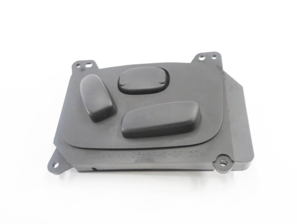 Thumbnail 2: 2010 RANGE ROVER SPORT (L320) RIGHT FRONT PASSENGER SEAT ADJUSTMENT SWITCH