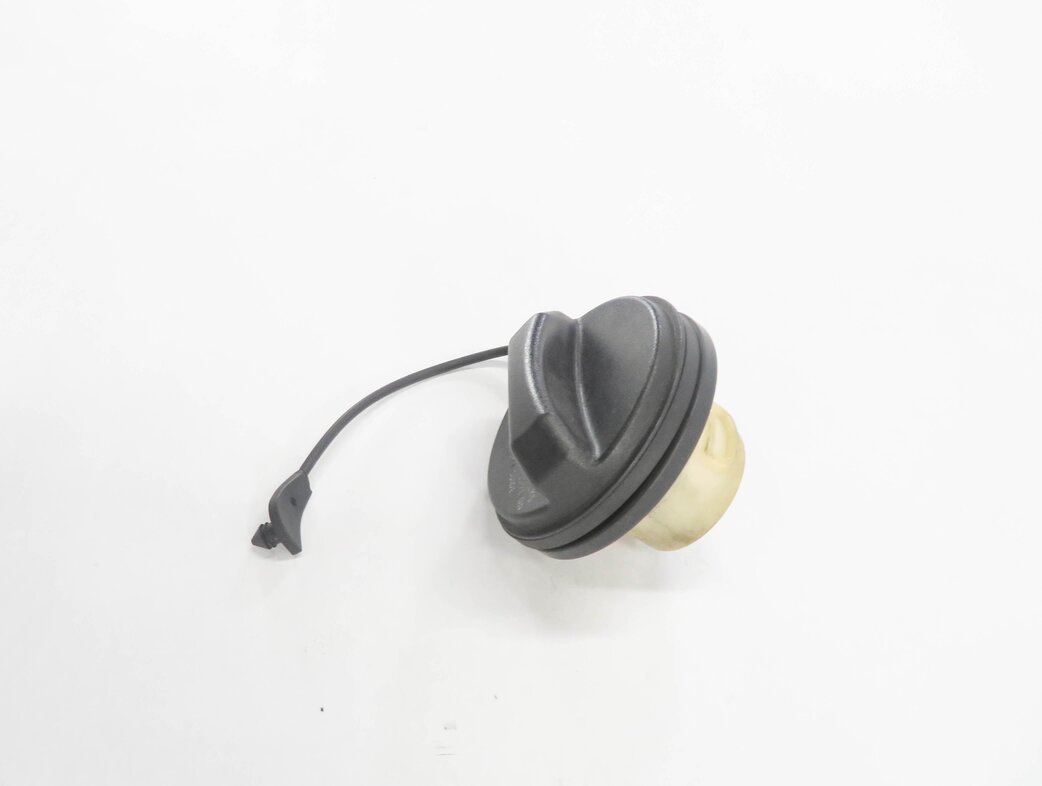 Thumbnail 3: 2010 RANGE ROVER SPORT (L320) GAS CAP FUEL TANK FILLER SCREW TOP LID