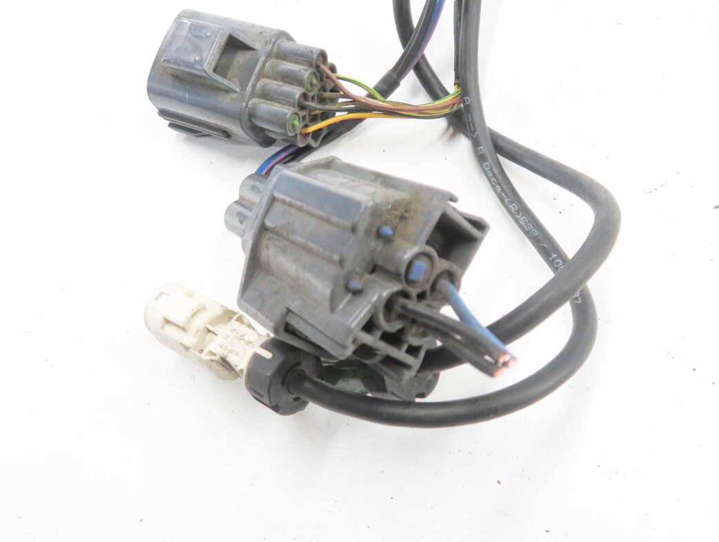 Thumbnail 4: 2010 RANGE ROVER SPORT (L320) FRONT PDC SENSOR SET w/ CAMERA HARNESS (BLACK 820)