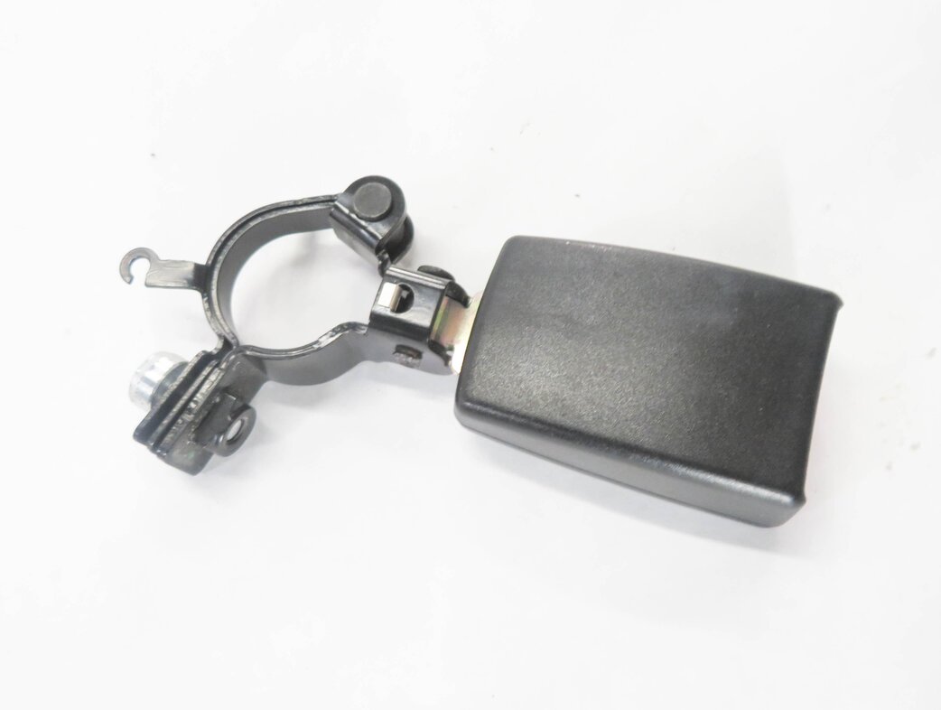 Thumbnail 4: 2010 RANGE ROVER SPORT (L320) REAR 2nd ROW SEAT - LEFT SEATBELT BUCKLE RECEIVER