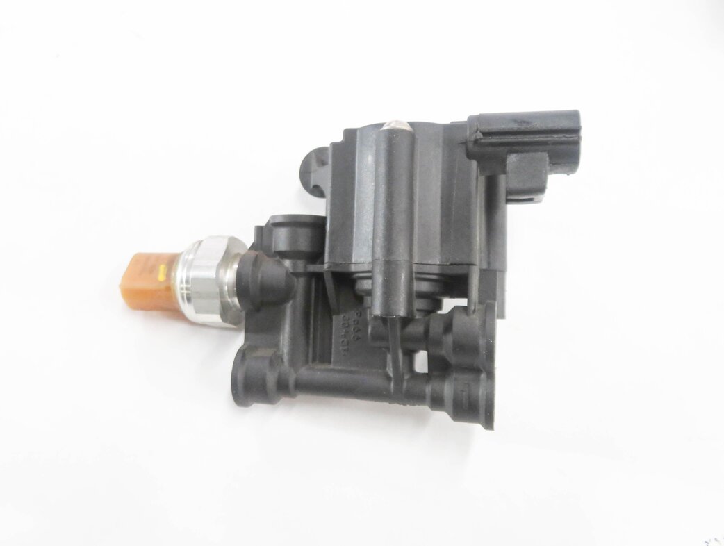 Thumbnail 8: 2010 RANGE ROVER SPORT (L320) AIR SUSPENSION VALVE BLOCK SET-3