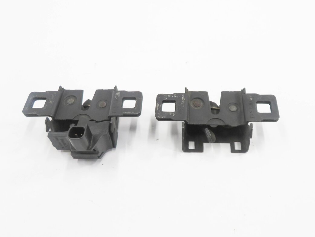Thumbnail 2: 2010 RANGE ROVER SPORT (L320) FRONT LEFT & RIGHT LOWER HOOD LATCH SET-2