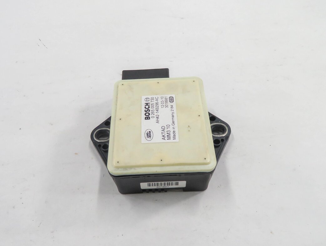 Thumbnail 4: 2010 RANGE ROVER SPORT (L320) YAW SPEED ROTATION TURN RATE STABILITY SENSOR