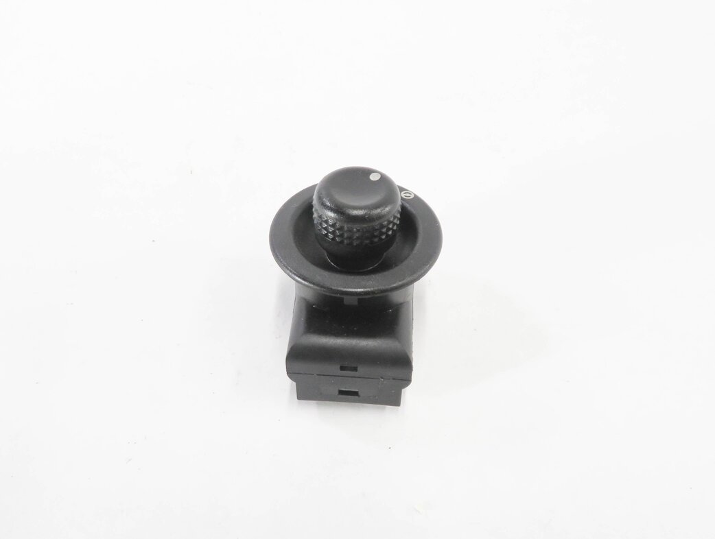 Thumbnail 2: 2010 RANGE ROVER SPORT (L320) STEERING ADJUSTMENT SWITCH