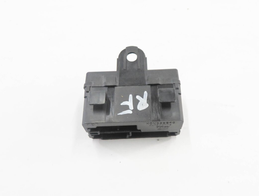 Thumbnail 6: 2010 RANGE ROVER SPORT (L320) FRONT HEATED SEAT CONTROL MODULE