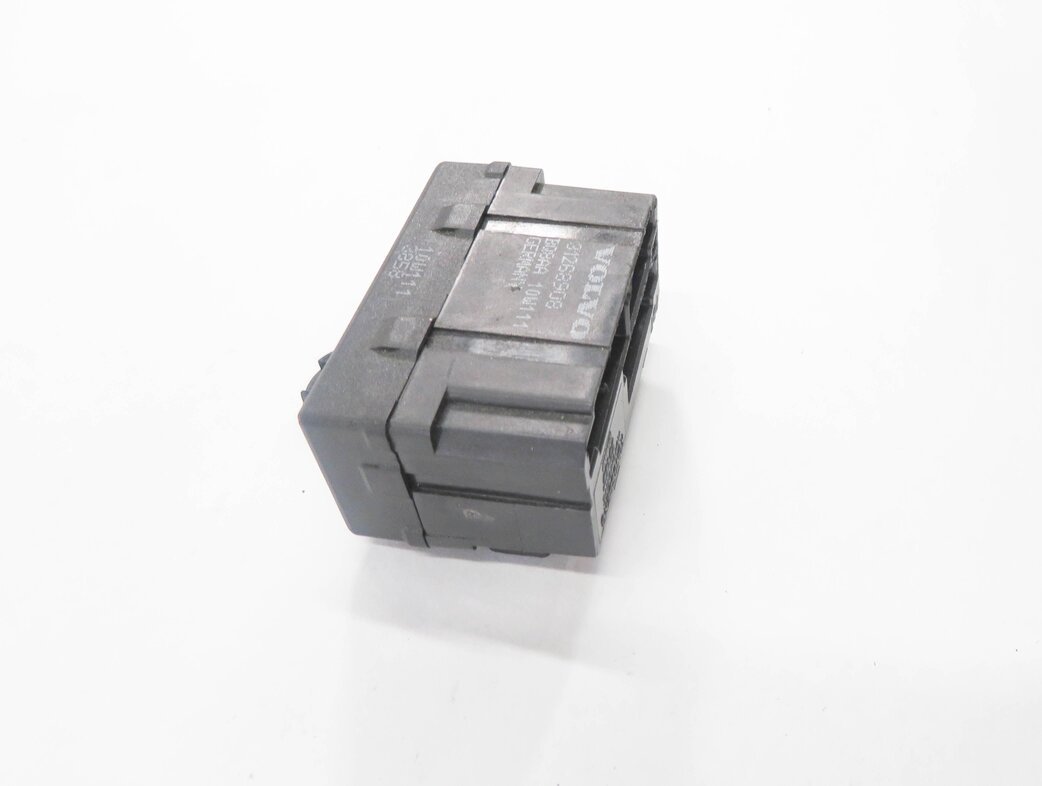 Thumbnail 4: 2010 RANGE ROVER SPORT (L320) FRONT HEATED SEAT CONTROL MODULE