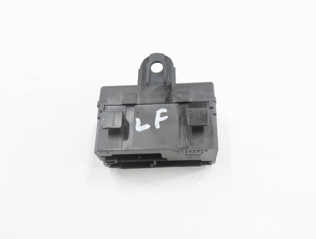 Thumbnail 6: 2010 RANGE ROVER SPORT (L320) FRONT HEATED SEAT CONTROL MODULE