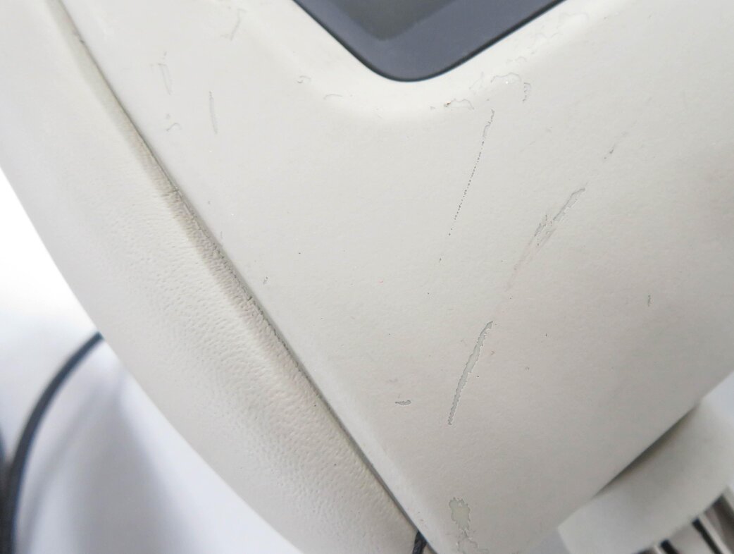 Thumbnail 8: 2010 RANGE ROVER SPORT (L320) FRONT LEFT & RIGHT HEADREST SET w/ SCREEN (IVORY)