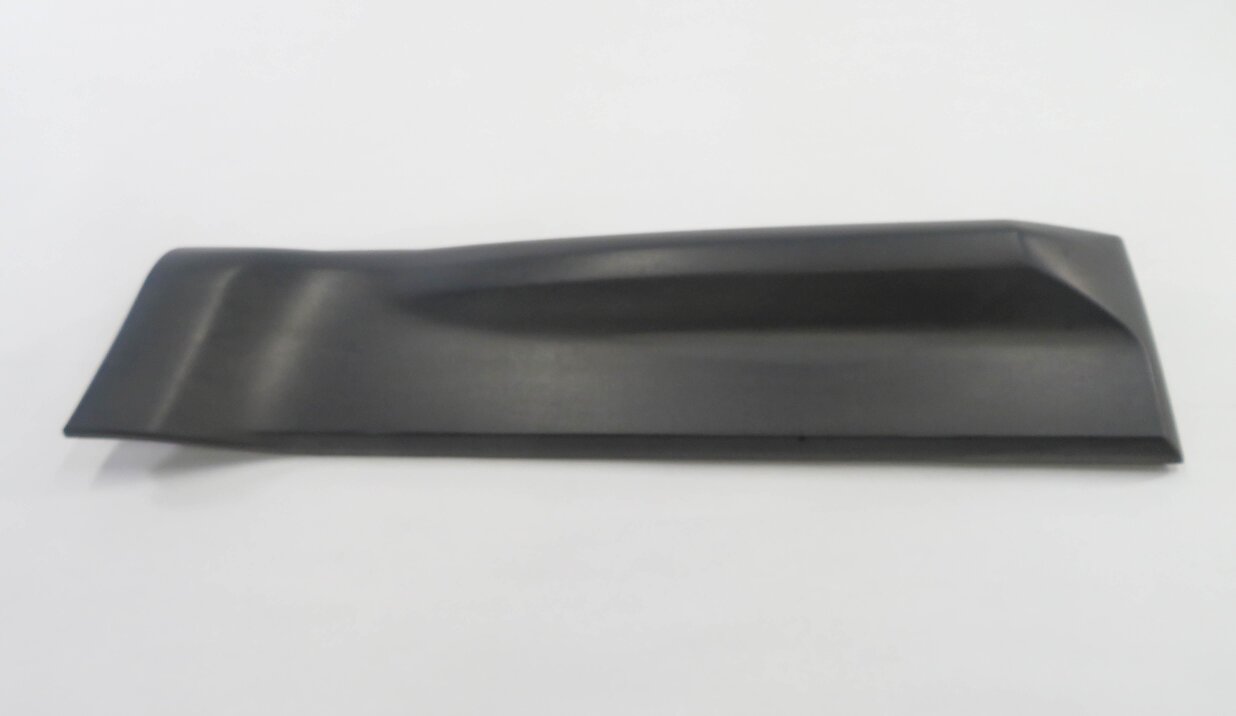 Thumbnail 2: 2010 RANGE ROVER SPORT (L320) LEFT SIDE REAR DOOR LOWER TRIM MOULDING PANEL