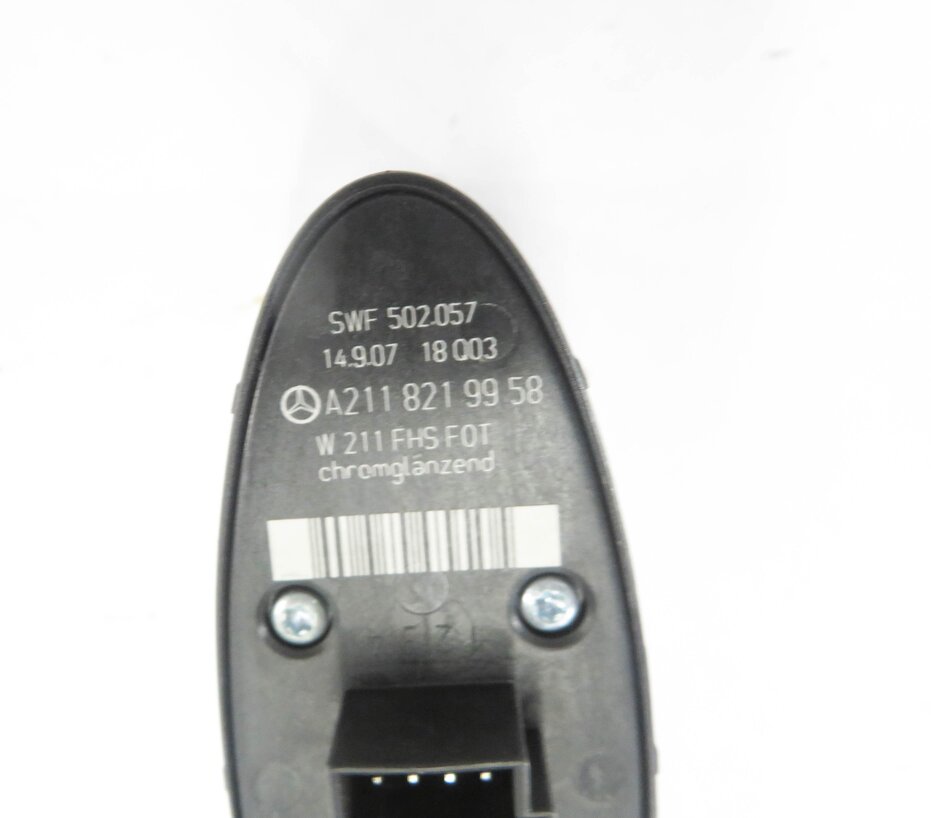 Thumbnail 6: 2008 MERCEDES CLS63 AMG (C219) LEFT REAR DOOR POWER WINDOW SWITCH BUTTON