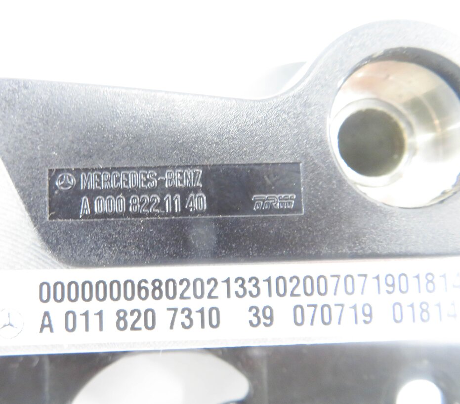 Thumbnail 6: 2008 MERCEDES CLS63 AMG (C219) RIGHT FRONT PASSENGER SEAT WEIGHT SENSOR SET-4