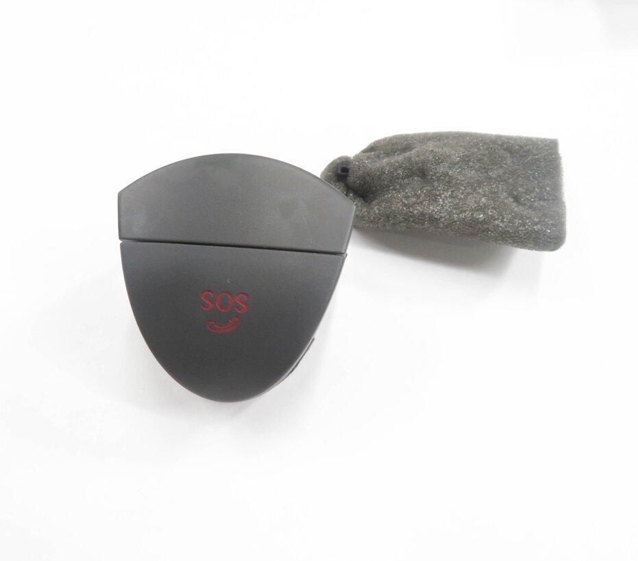 Thumbnail 3: 2008 MERCEDES CLS63 AMG (C219) SOS SWITCH BUTTON