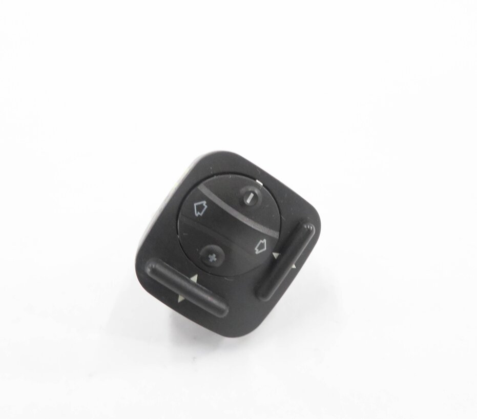 Thumbnail 2: 2008 MERCEDES CLS63 AMG (C219) LEFT FRONT DRIVER SEAT LUMBAR CONTROL SWITCH