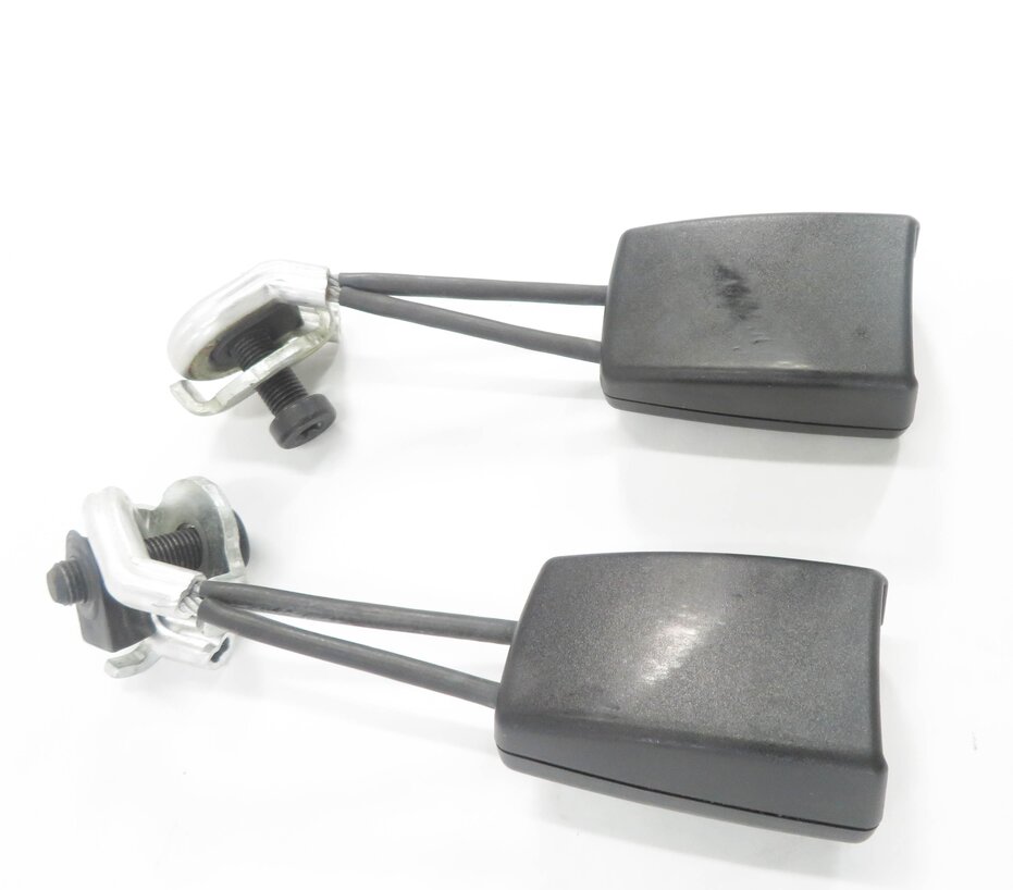 Thumbnail 4: 2008 MERCEDES CLS63 AMG (C219) LEFT & RIGHT REAR SEATBELT BUCKLE RECEIVER SET-2