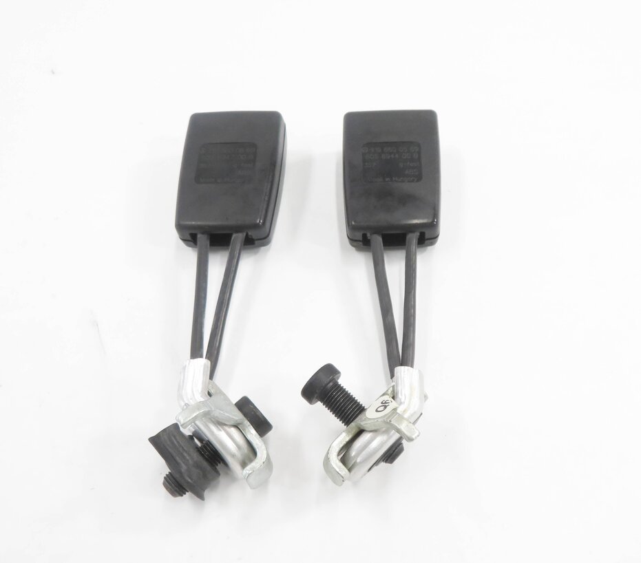 Thumbnail 5: 2008 MERCEDES CLS63 AMG (C219) LEFT & RIGHT REAR SEATBELT BUCKLE RECEIVER SET-2