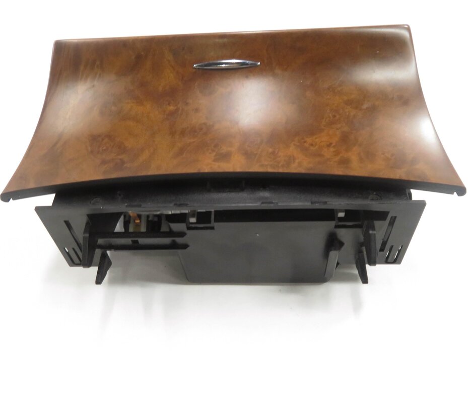Thumbnail 6: 2008 MERCEDES CLS63 AMG (C219) FRONT CENTER CONSOLE ASH TRAY CUBBY (WALNUT WOOD)