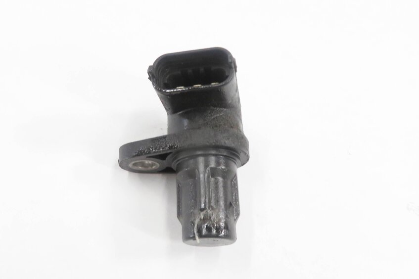 Thumbnail 5: 2008 MERCEDES CLS63 AMG (C219) 6.3L ENGINE - LEFT CAMSHAFT CAM POSITION SENSOR