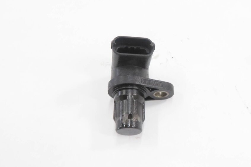 Thumbnail 5: 2008 MERCEDES CLS63 AMG (C219) 6.3L ENGINE - RIGHT CAMSHAFT CAM POSITION SENSOR
