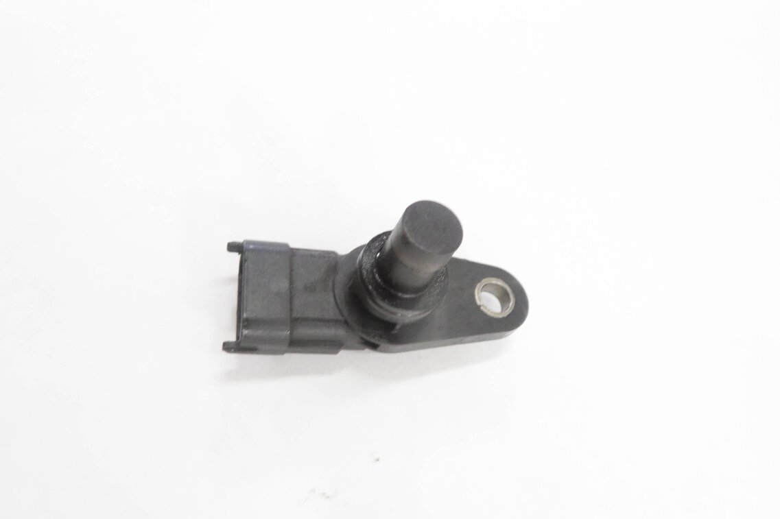 Thumbnail 3: 2008 MERCEDES CLS63 AMG (C219) 6.3L ENGINE - LEFT CAMSHAFT CAM POSITION SENSOR