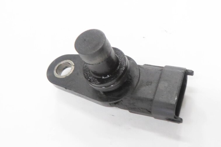 Thumbnail 4: 2008 MERCEDES CLS63 AMG (C219) 6.3L ENGINE - LEFT CAMSHAFT CAM POSITION SENSOR