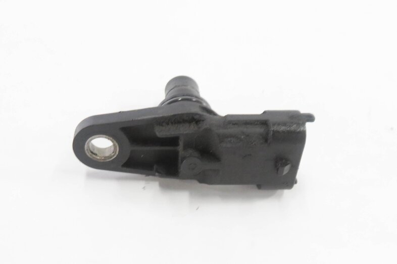 Thumbnail 6: 2008 MERCEDES CLS63 AMG (C219) 6.3L ENGINE - LEFT CAMSHAFT CAM POSITION SENSOR