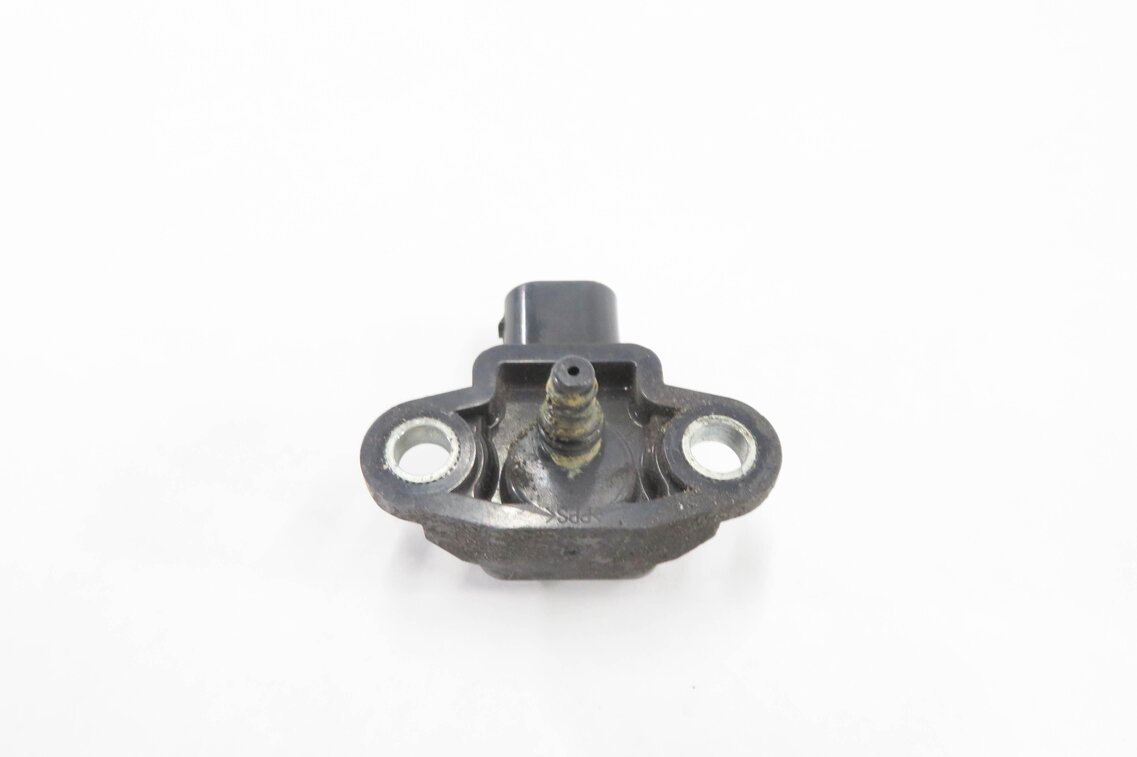 Thumbnail 5: 2008 MERCEDES CLS63 AMG (C219) 6.3L M156 V8 ENGINE - MANIFOLD PRESSURE SENSOR