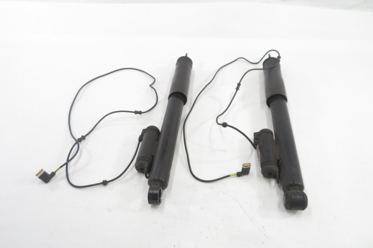 Thumbnail 2: 2008 MERCEDES CLS63 AMG (C219) LEFT & RIGHT REAR SUSPENSION VDC SHOCK STRUT SET