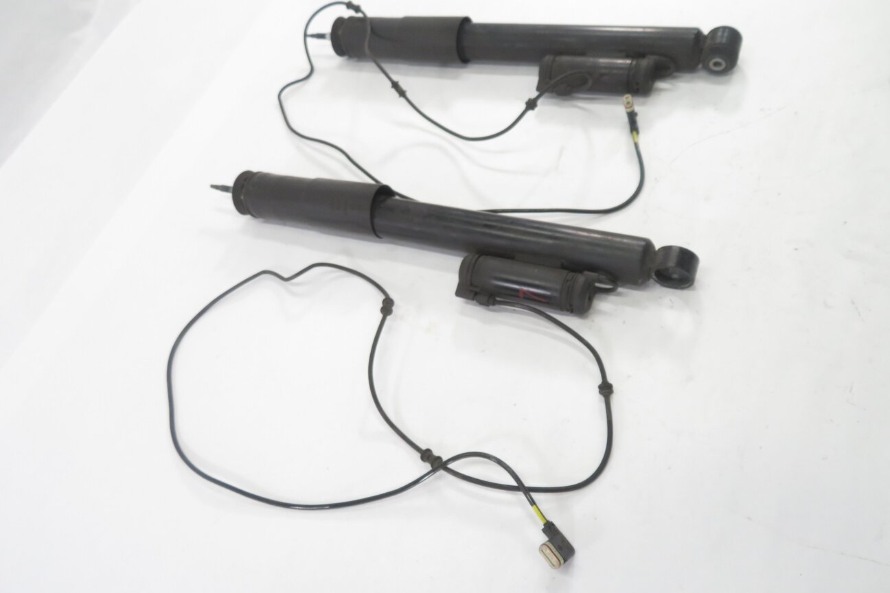 Thumbnail 4: 2008 MERCEDES CLS63 AMG (C219) LEFT & RIGHT REAR SUSPENSION VDC SHOCK STRUT SET