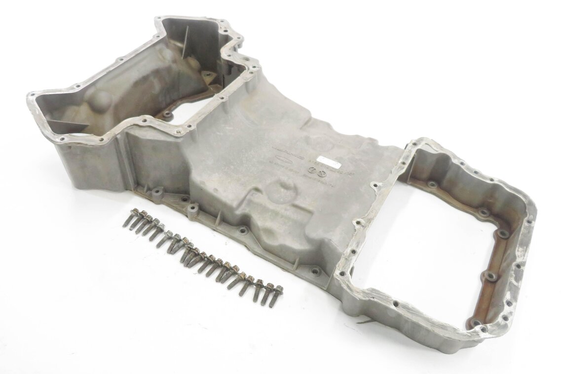 2007-2015 MERCEDES C63 E63 SL63 CLK63 CLS63 AMG - 6.3L V8 UPPER ENGINE OIL PAN